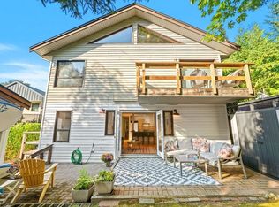 4565 Cove Cliff Rd, North Vancouver, BC V7G1H7