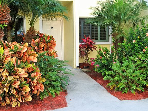 Front Entrance to Condo