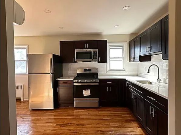 599 Port Richmond Ave #2R