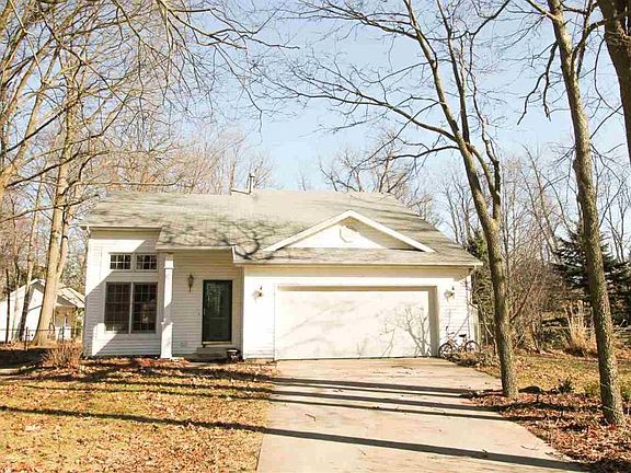 2nd image of 57516 Walden Ct