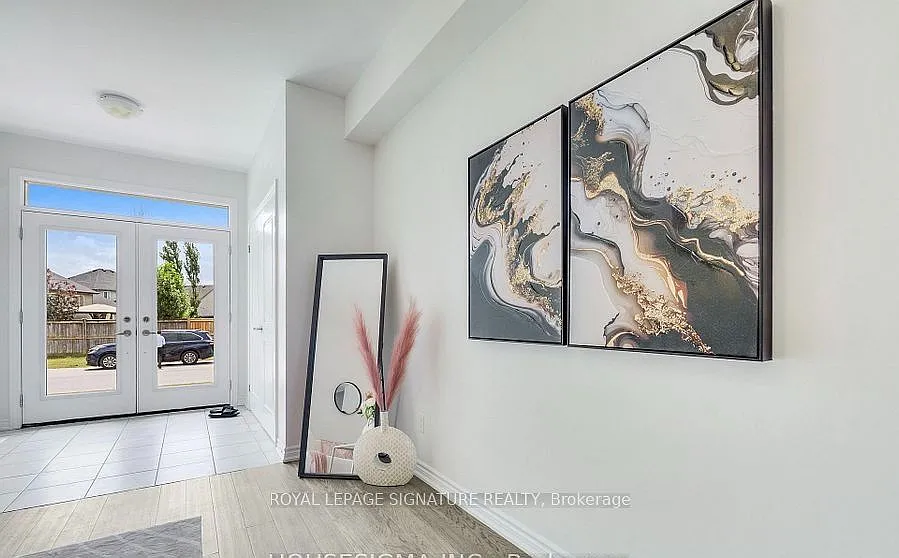 4 bed, $3,000 — Photo 2