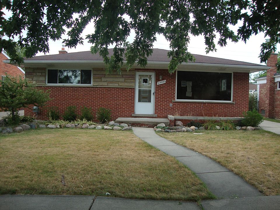 1st image of 29933 Gladys Ave