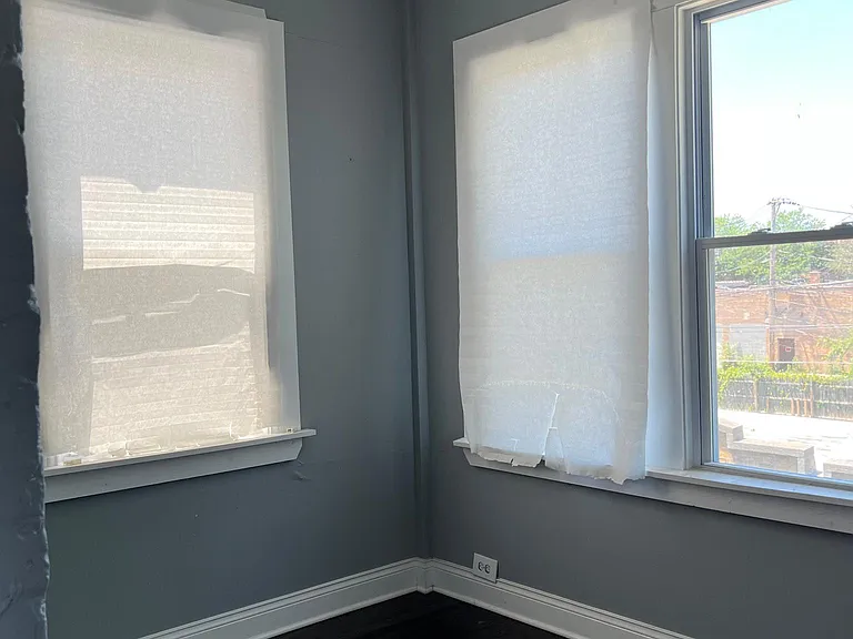 7704 S Laflin St #2 — Photo 6