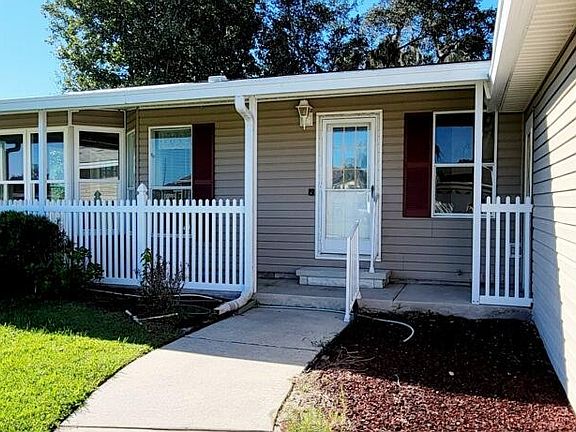2nd image of 5215 Oxford Ct