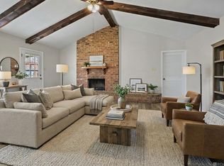 41069 Rustling Oak Dr, Prairieville, LA 70769