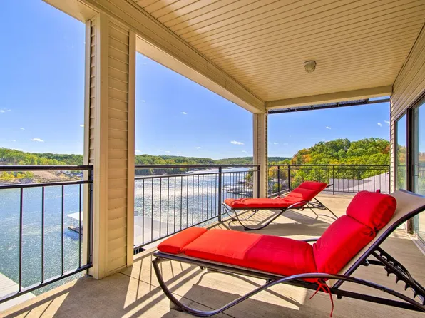 106 Falls Point Dr #8C, Lake Ozark, MO 65049