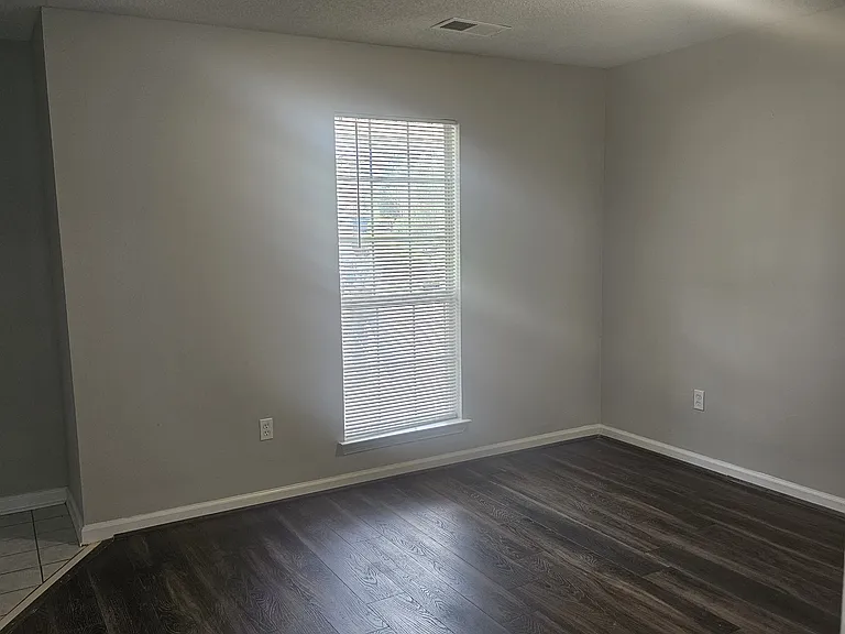7111 Creekside Dr — Photo 8