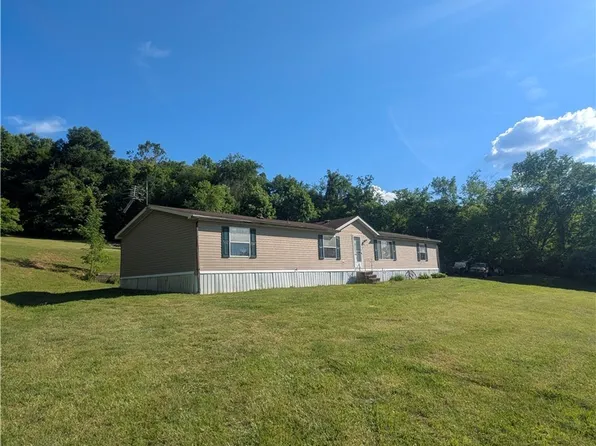 17960 Raven Rd, Salesville, OH 43778