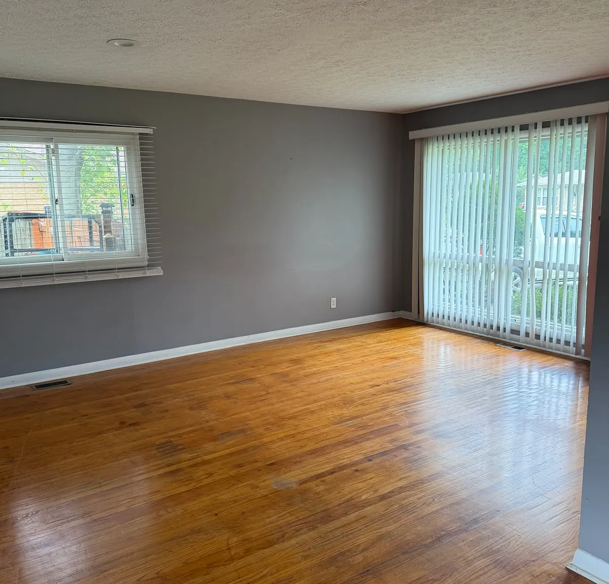 3 bed, 1107 sqft, $1,475 — Photo 2