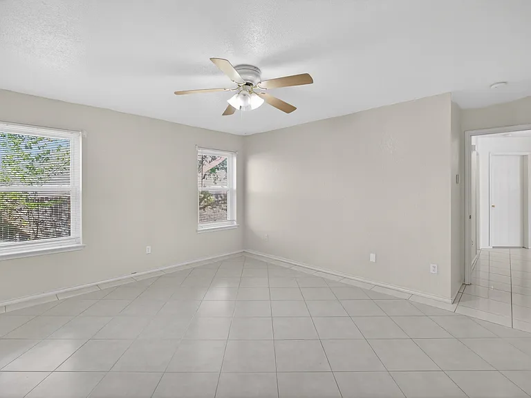 7016 Snowivy Ct — Photo 16