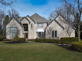 23492 Wingedfoot Dr, Westlake, OH