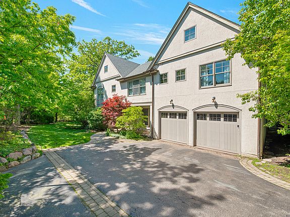 2nd image of 2340 Woodpath Ln