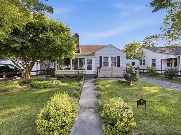 159 W Seaview Ave, Norfolk, VA 23503