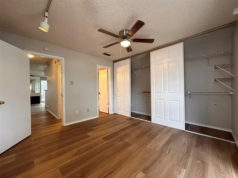 3416 Country Club Dr W #123 — Photo 10