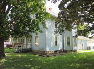 910 Oneida St, Joliet, IL 60435