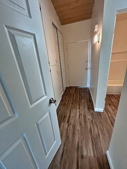 2nd image of 5063 Clairemont Mesa Blvd #C76e69c5e
