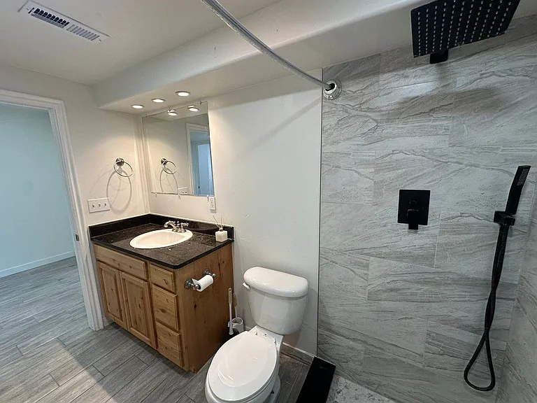 4000 E Mount Airey Dr — Photo 19