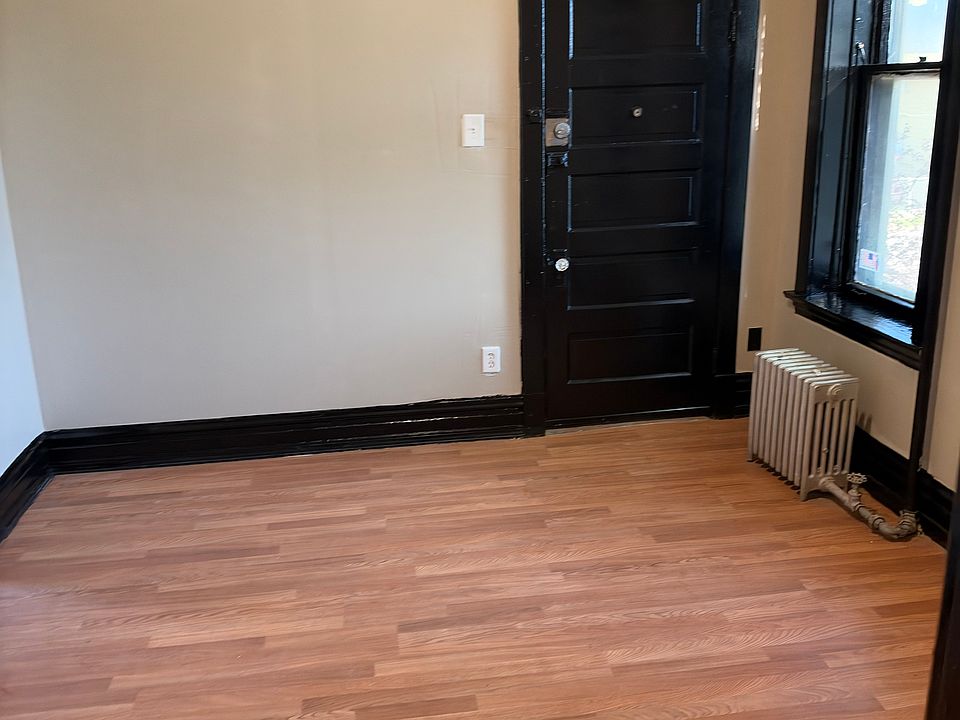 1st image of 9550 S Avenue M