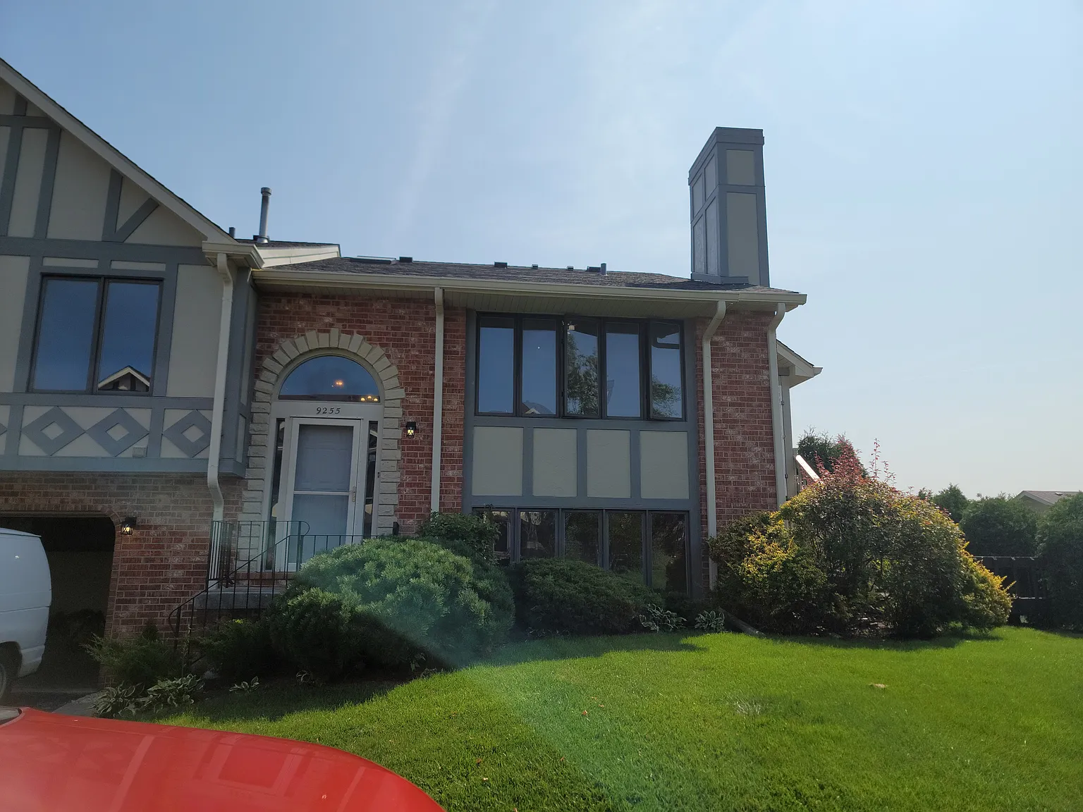 3 bed, 1800 sqft, $3,300 — Photo 1