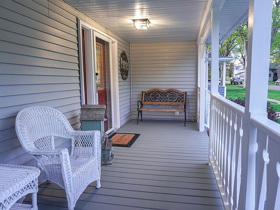 5th image of 231 Campbell St