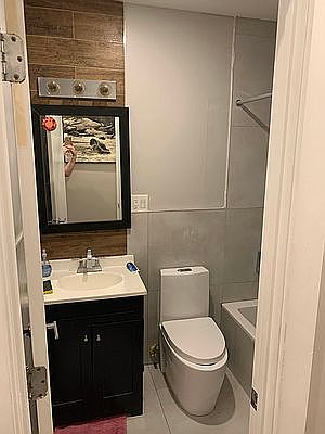 3rd image of 531 E 22nd St APT 1