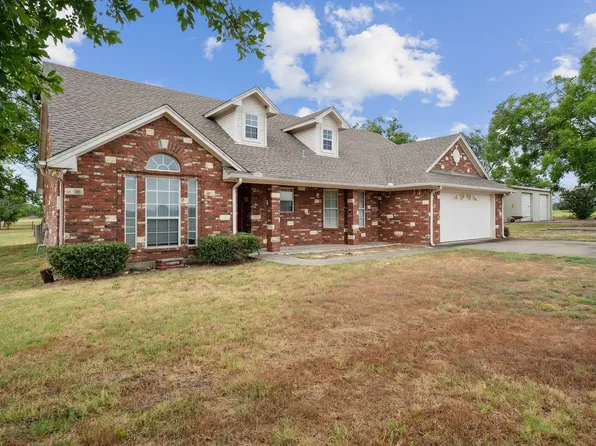 846 Moss Ln, Weatherford, TX 76088