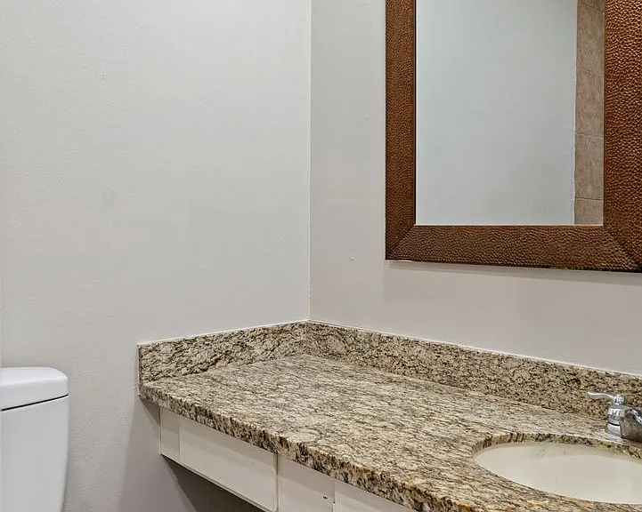 206 Waters Edge — Photo 33