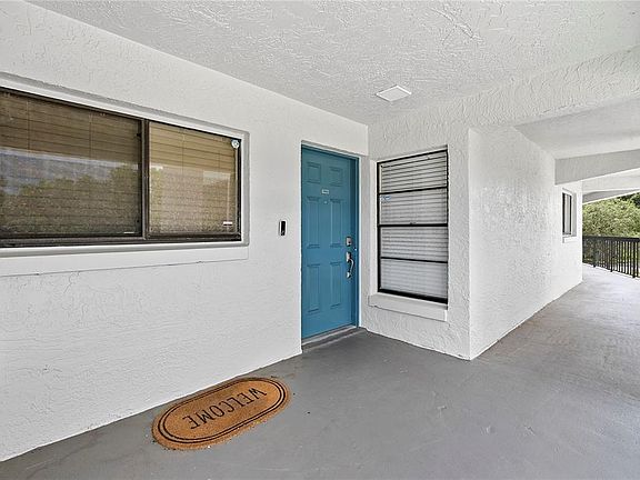5th image of 1036 BONAIRE DRIVE #2834