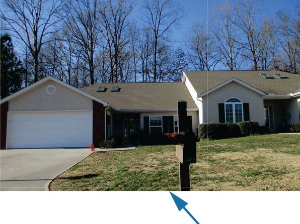 136 Linden Ln