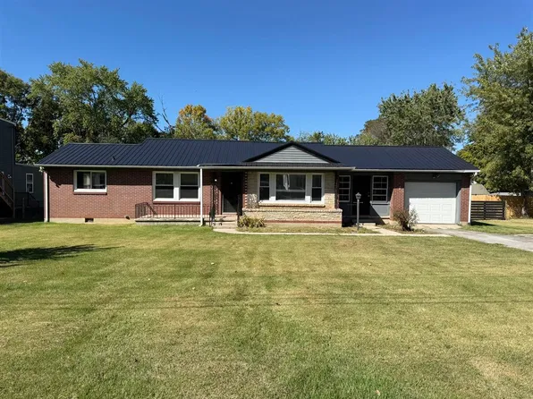 702 W 7th St, Russellville, KY 42276