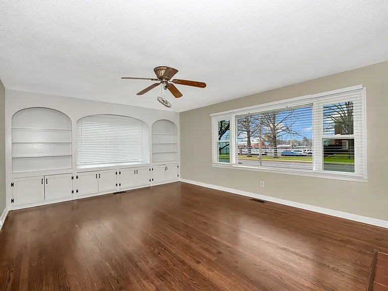 607 Bob Wallace Ave SW — Photo 12