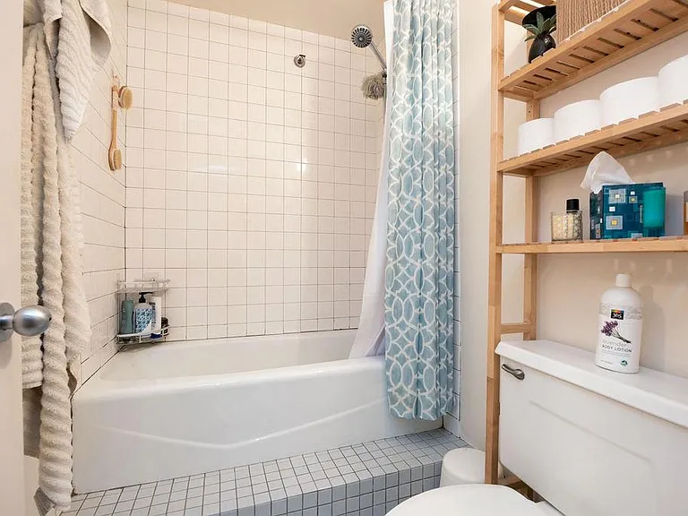 1872 N Clybourn Ave #404 — Photo 11