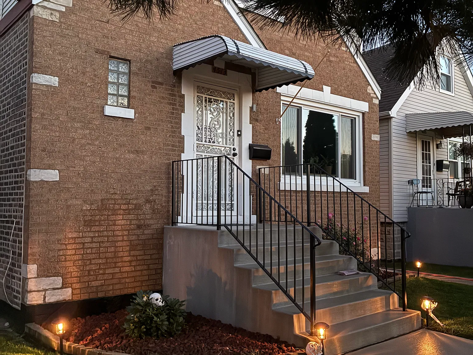 2 bed, 1500 sqft, $1,500 — Photo 2