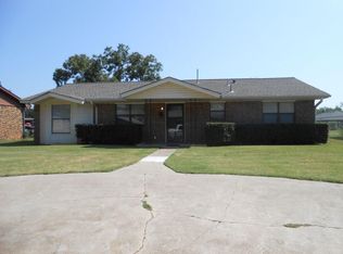 708 Seminole Dr, Pauls Valley, OK 73075