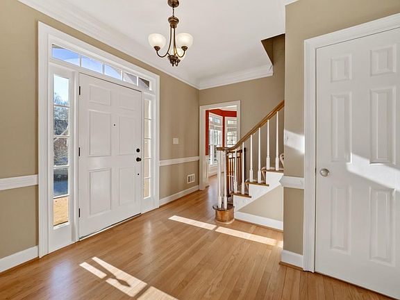 2nd image of 4581 Outer Bank Dr