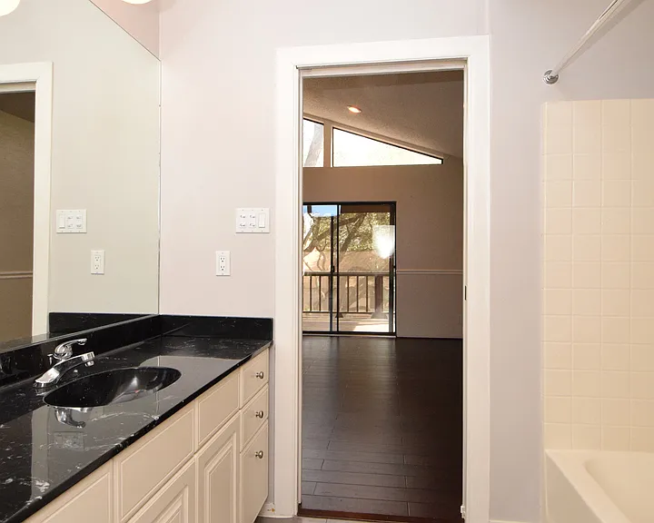 12005 Cabana Ln — Photo 39
