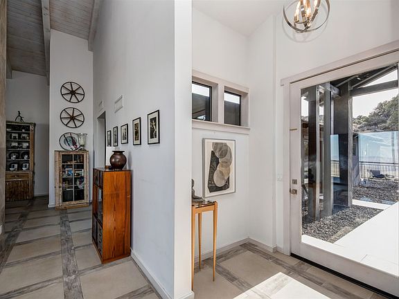 5th image of 70441 Hanging Rock Ln