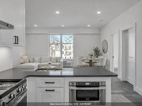 521 10th Street image 1 of 17