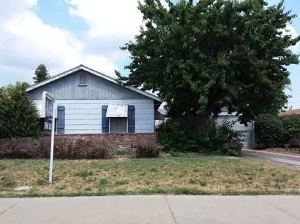 2828 East St, Selma, CA 93662