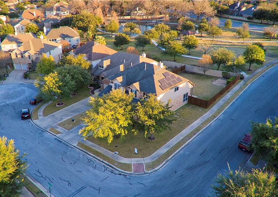 1st image of 2701 Blackstone Cv