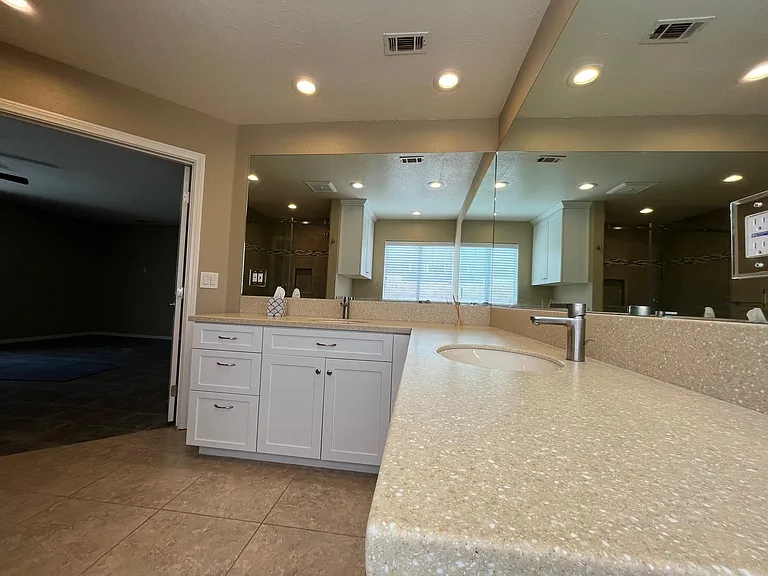 13210 Tamarisk Rd — Photo 16
