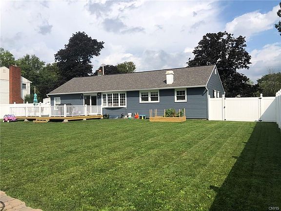 2nd image of 2 Fairlane Dr