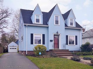 107 Brandon Rd, Cranston, RI 02910