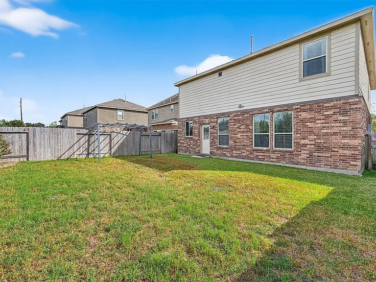 4418 Windmill Run Dr — Photo 4