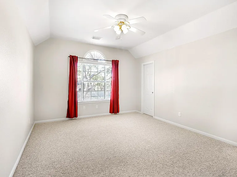 803 Chisel Point Dr — Photo 30