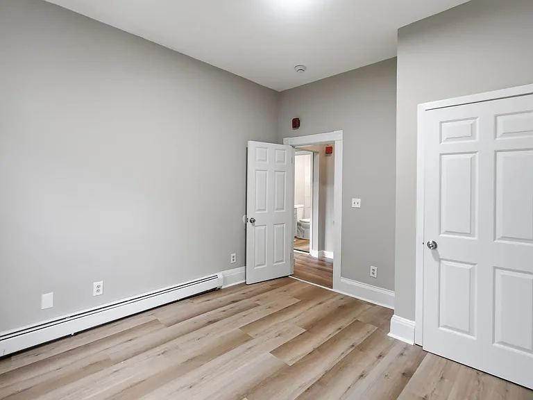 82 Pond St — Photo 3
