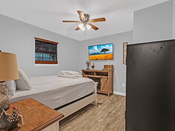 14th image of this home