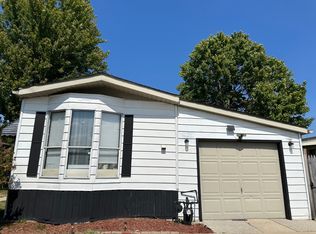 526 Moorfield Rd, Matteson, IL 60443