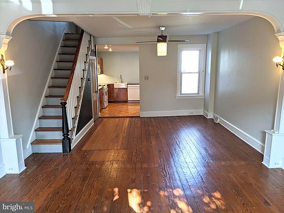3rd image of 2555 E Dauphin St