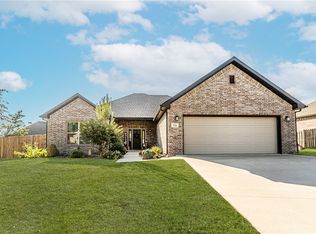 126 Cowans St, Lowell, AR 72745